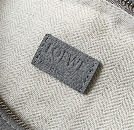 Loewe Puzzle Bag In Soft Grained Calfskin