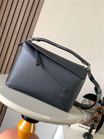 Loewe Puzzle Bag In Soft Grained Calfskin
