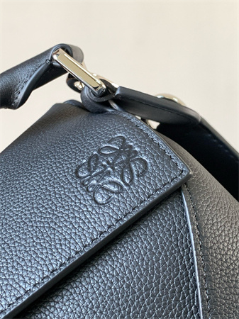 Loewe Puzzle Bag In Soft Grained Calfskin