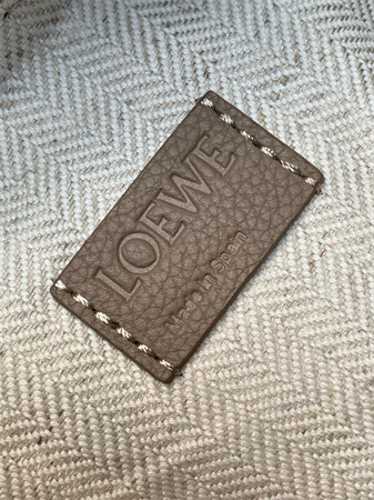 Loewe Puzzle Bag In Soft Grained Calfskin