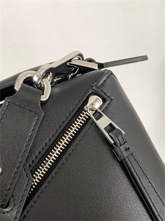 Loewe Puzzle Bag In Classic Calfskin