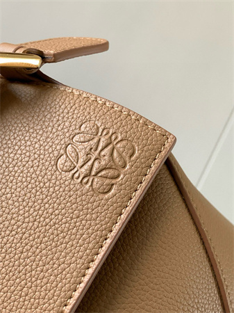 Loewe Puzzle Bag In Soft Grained Calfskin