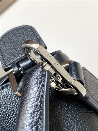 Loewe Large Puzzle Bag In Shinny Grained Calfskin