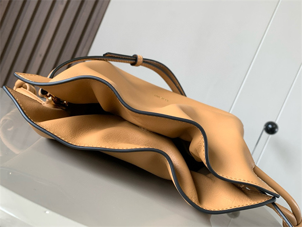 Loewe Mini Flamenco clutch in nappa calfskin