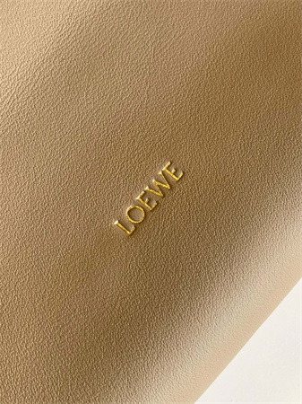 Loewe Medium Flamenco clutch in nappa calfskin