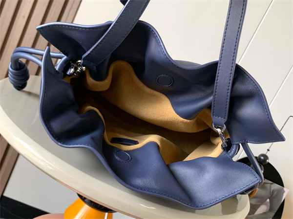 Loewe Medium Flamenco clutch in nappa calfskin