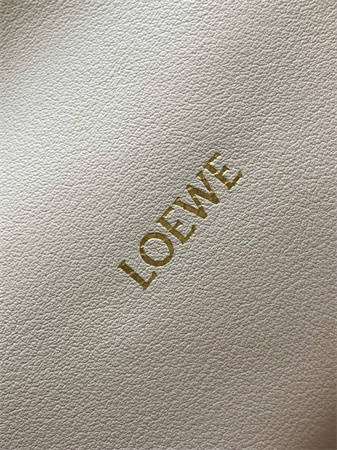 Loewe Medium Flamenco clutch in nappa calfskin