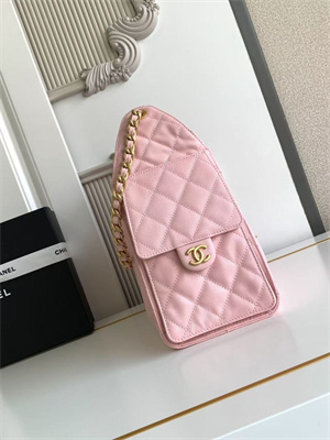 Chanel 25 Small Handbag Grained Calfskin Gold Tone Metal Pink AS5293