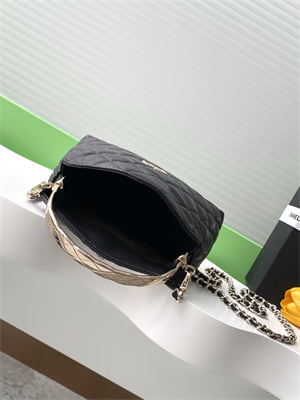 Chanel Coco Crush Top Handle Bag Grained Calfskin Gold Tone Metal Black AP4591