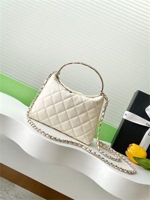 Chanel Coco Crush Top Handle Bag Grained Calfskin Gold Tone Metal White AP4591