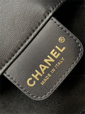 Chanel Large Hobo Bag Lambskin Gold Tone Metal Black AS5425