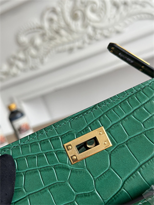 Kelly Pochette Bag Embossed Crocodile Gold Tone Hardware Dk Green HS