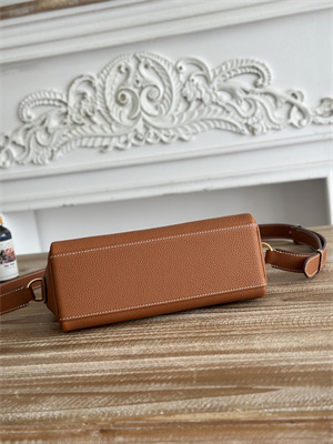 Kelly Messenger Bag Togo Leather Gold Tone Hardware In Gold Color HS