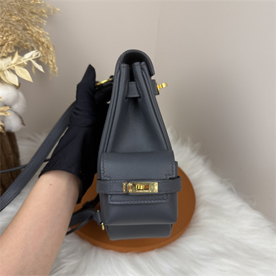 Kelly Jump Backpack Swift Leather Gold Tone Hardware In Black Color HS