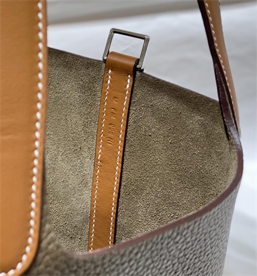 Picotin Lock Bag 18 Togo Leather Silver Tone Metal In Etoupe/Gold HS