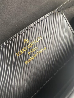 LV Twist MM Bag Epi grained cowhide leather Black M21117