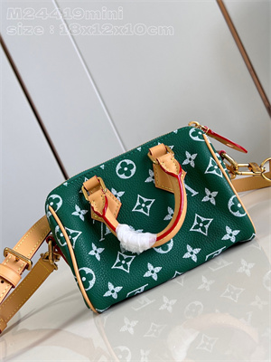 L.V Speedy P9  Bandoulière 18 Monogram Soft Calfskin Green