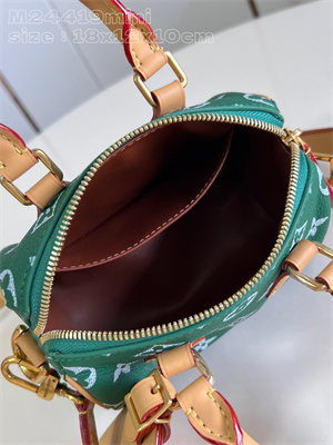 L.V Speedy P9  Bandoulière 18 Monogram Soft Calfskin Green