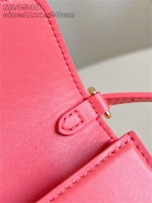 L.V Wallet On Chain LV Bloom Calfskin Leather Sweet Coral M14548