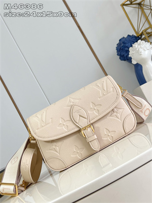 L.V Diane Bag Monogram Empreinte Cowhide Sand M13231