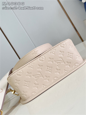 L.V Diane Bag Monogram Empreinte Cowhide Sand M13231