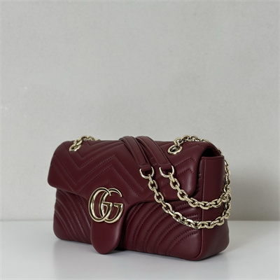 Gu.cci GG Marmont medium shoulder bag matelassé chevron lambskin leather Light gold-toned hardware Rosso Ancora red 837267