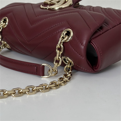 Gu.cci GG Marmont Small shoulder bag matelassé chevron lambskin leather Lt Gold toned hardware Rosso Ancora red 837280