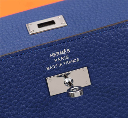 Her.mes Kelly Classic Wallet Calfskin Bleu Electric Color Silver tone Metal