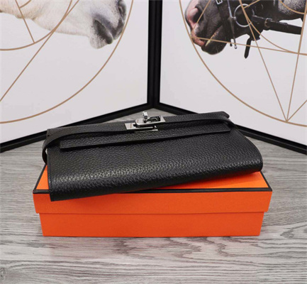 Her.mes Kelly Classic Wallet Calfskin Black Color Silver tone Metal