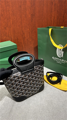 Goyard Beluga Mini Bag Goyardine Canvas & Chevroches Calfskin Black