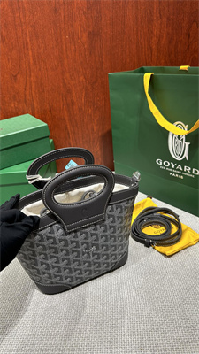 Goyard Beluga Mini Bag Goyardine Canvas & Chevroches Calfskin Grey