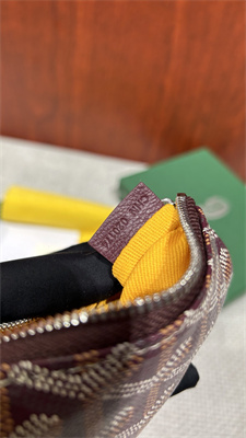 Goyard Key Pouch coin purse Goyardine Canvas & Chevroches Calfskin Burgundy