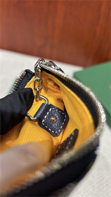 Goyard Key Pouch coin purse Goyardine Canvas & Chevroches Calfskin Navy Blue