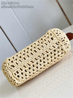 L.V  Hills Pochette Raffia & Brown Calfskin M14304