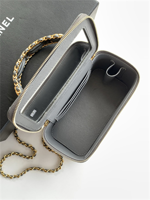 Chanel Vanity with chain Grained Calfskin& Gold-Tone Metal Grey AP4799