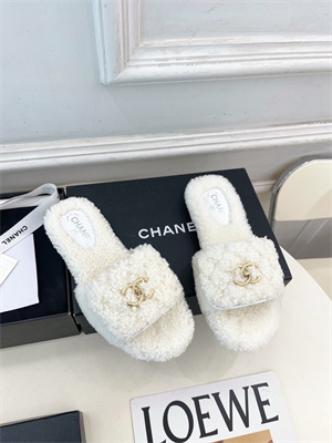 Chanel Slipper Women 38959