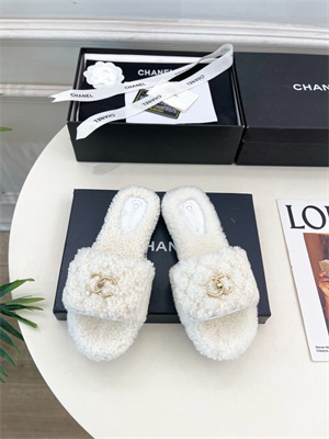 Chanel Slipper Women 38959