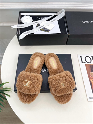 Chanel Slipper Women 38959