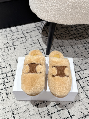 Celine Slipper 38975