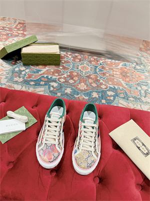 Gucci Sneakers Women/Men 38996