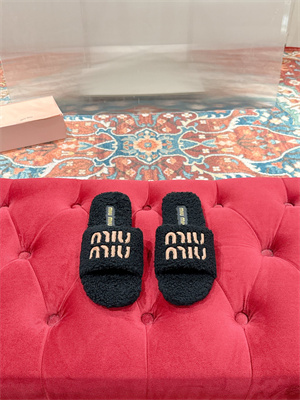Miumiu Slipper Women 39002