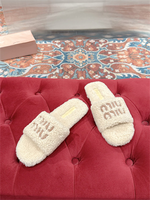 Miumiu Slipper Women 39002