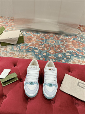 Gucci Sneakers Women 39010