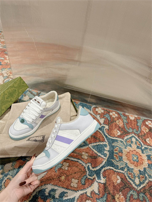 Gucci Sneakers Women 39010