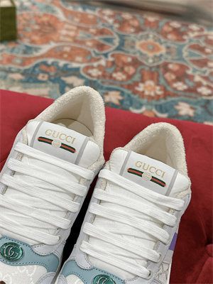 Gucci Sneakers Women 39010