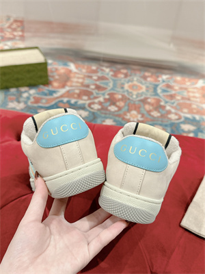 Gucci Sneakers Women 39011
