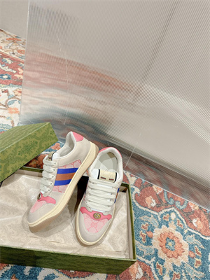 Gucci Sneakers Women/Men 39013