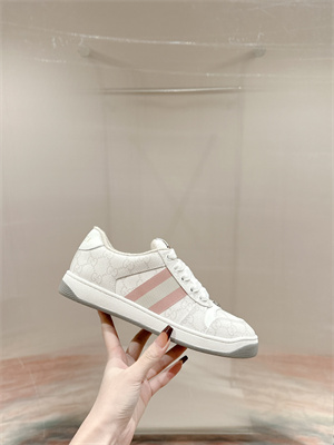Gucci Sneakers Women/Men 39013
