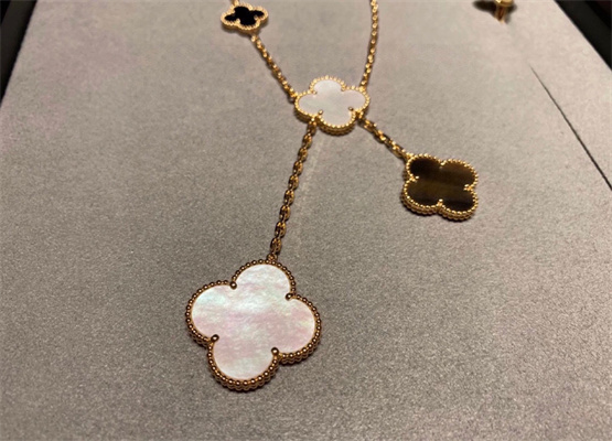 Van Cleef & Arpels Necklace 38797