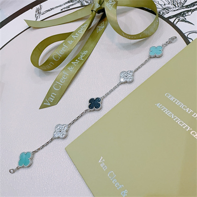 Van Cleef & Arpels Bracelet 38804 (many color options)